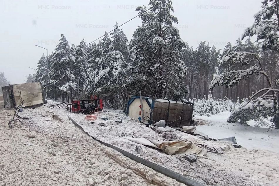 В страшном ДТП под Злынкой погиб водитель легковушки