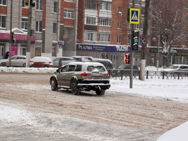 Брянец оплатил 35 штрафов только лившись прав