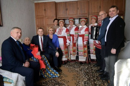 �������, 2 �������, ������ ���� � ������� ����� ������ � ���� ������ � �������������� �����