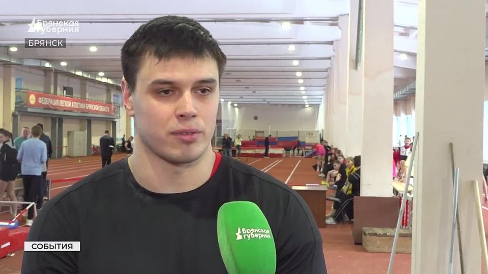 В капитально отремонтированном манеже имени Самотёсова прошёл зимний чемпионат Брянской области по лёгкой атлетике!
