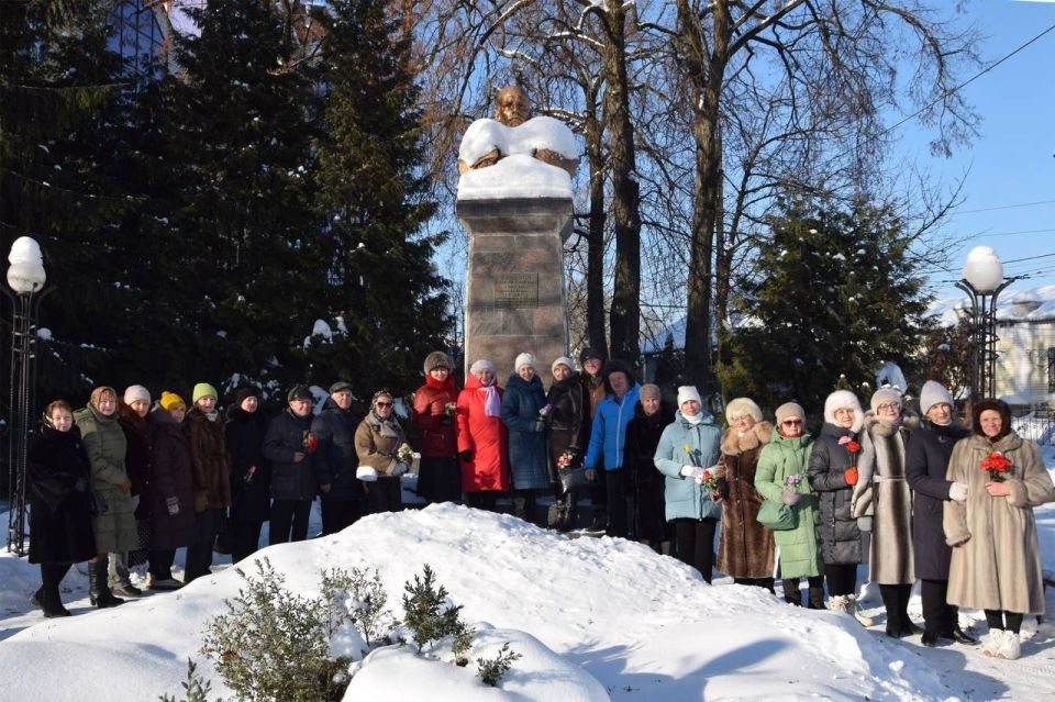 � ������ ��������� ��������-�������� � ���������� ������ ��������� �������� ������, ��������� ��� �������� ���������� ������ ����������� �������� ����� ������ ��������� � � ����� ��� ����������