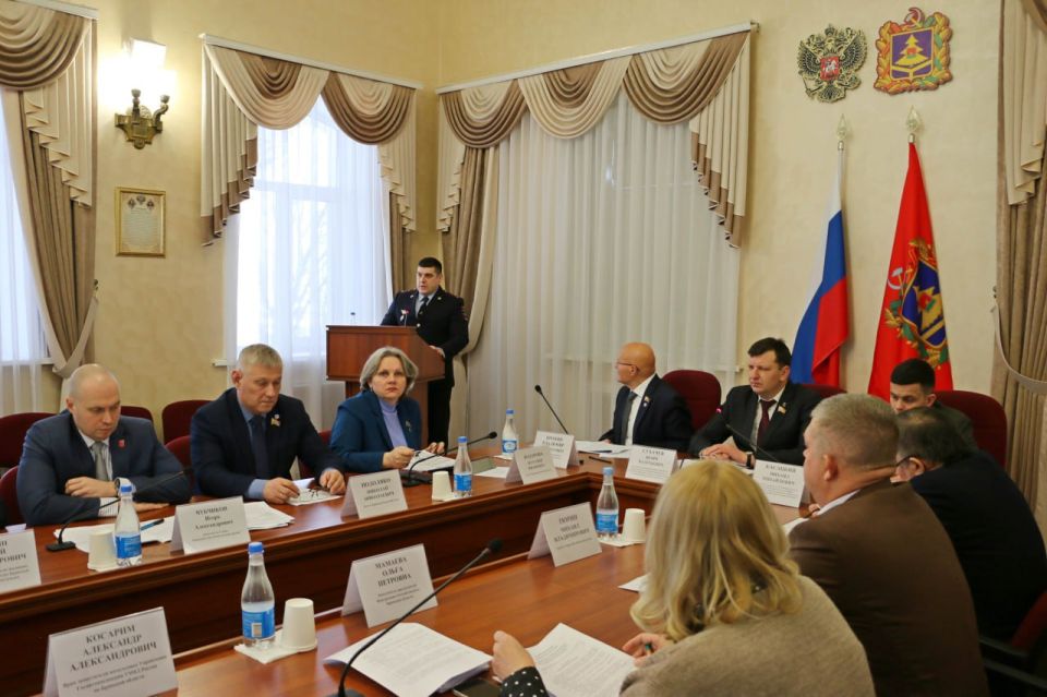 ������� ��������� ���� �� ���, ��������� �������������, ���������� � ��� �� ����� ��������� ������� ������ �� ������������� ���������������� ������� ��������� ����� � ������� ����