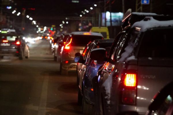 Брянская автомобилистка попала в массовое ДТП с автобусом