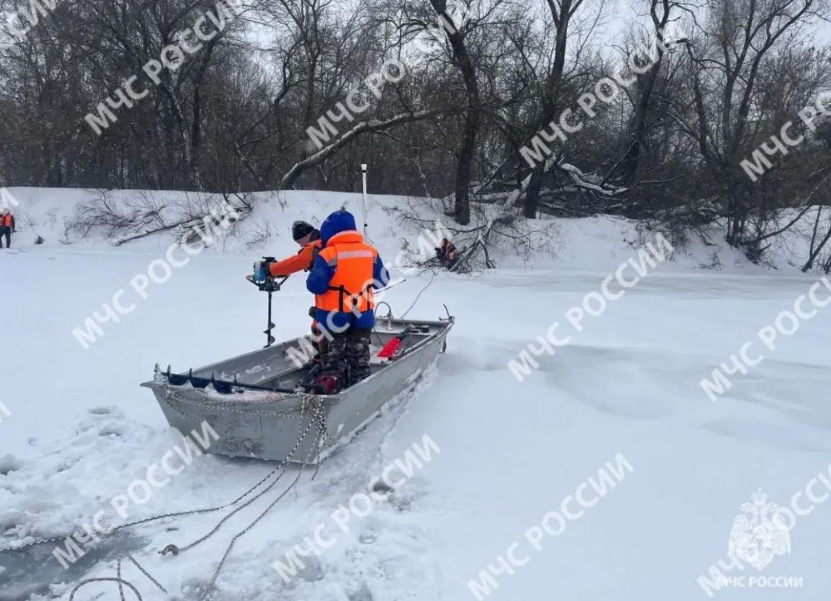 В Брянске завершился 28-й день поисков провалившегося по лёд мальчика Вани