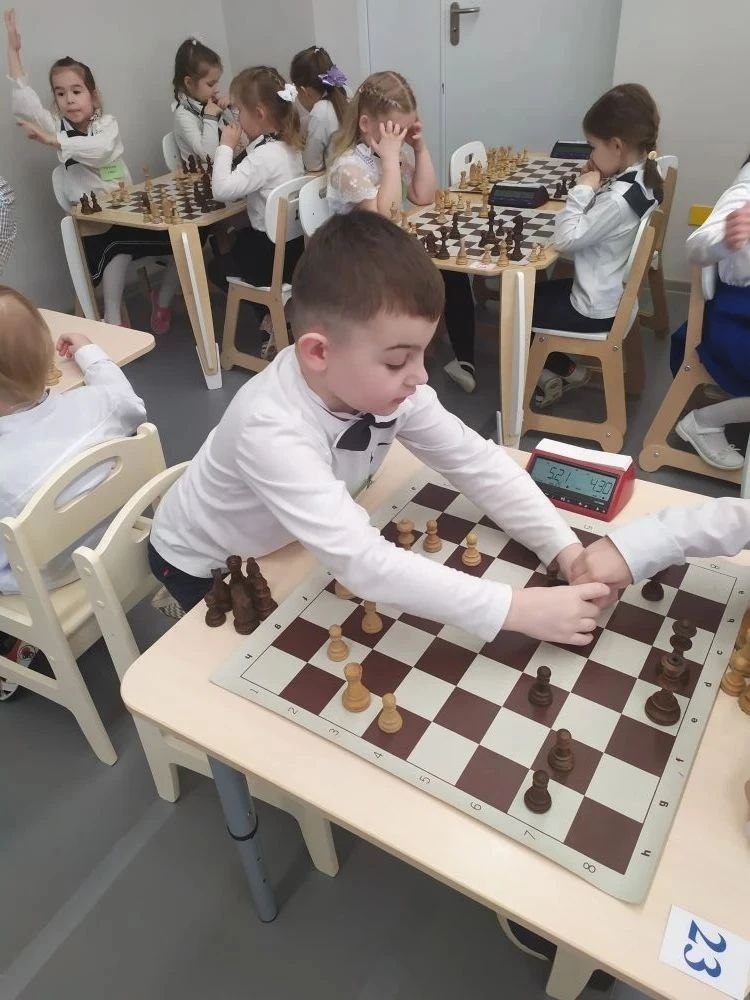 В Брянске определили самых маленьких шахматных гениев