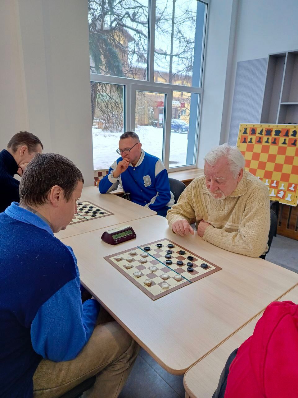 7 февраля в спортивной школе по шахматам и шашкам состоялся чемпионат Брянской области по русским шашкам среди лиц с ограниченными возможностями здоровья, в котором участвовали 30 человек, представлявших организации...