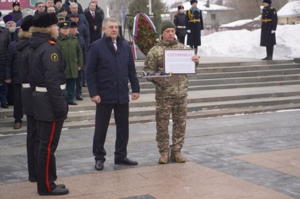Брянский «БАРС» ко дню Защитника Отечества получил новые автомобили от губернатора Богомаза