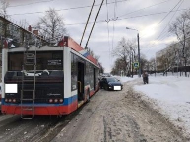 � �������� ������ ������� ��������� ��� � �������� Hyundai � ����������� �� ��������