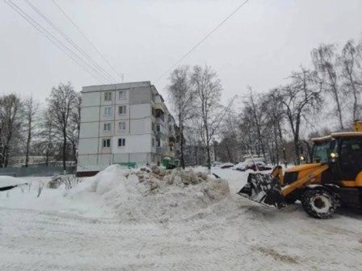 В Брянске ликвидировали смертельно опасную горку возле дороги