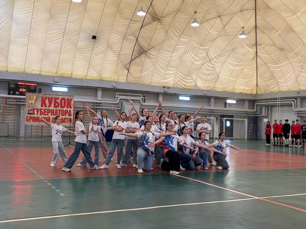 24 февраля в МАУ СК «Стародуб» прошел открытый турнир по мини-футболу среди юношеских команд на Кубок Губернатора Брянской области