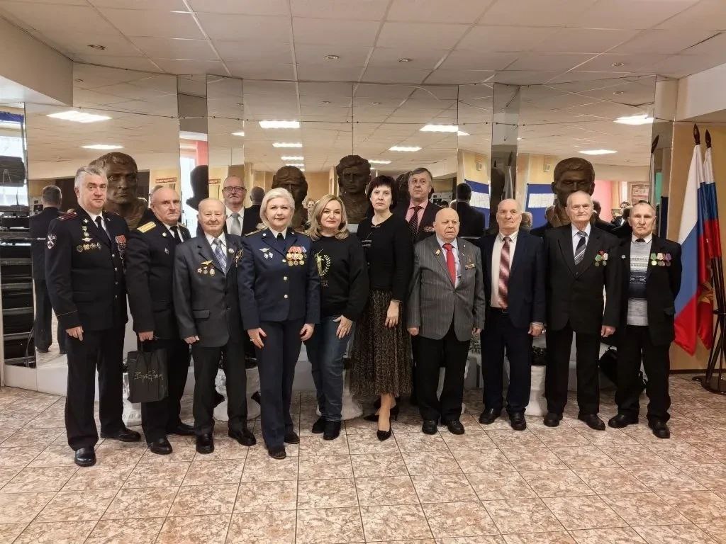 «Ветеранский десант» уверенно шагает по учреждениям образования