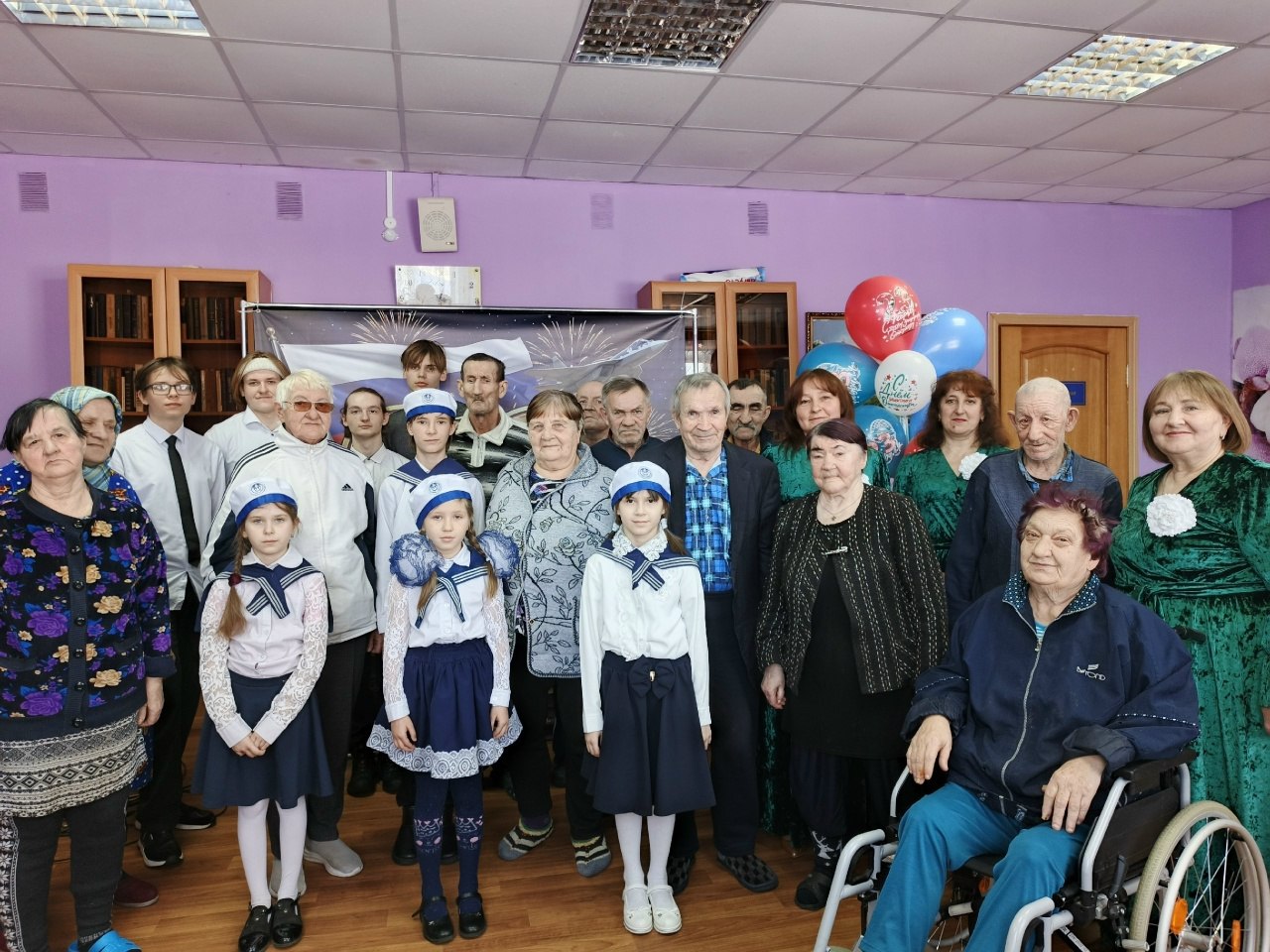 В ГБСУ "Дом социального обслуживания Погарского района" состоялось торжественное мероприятие, посвященное Дню защитника Отечества