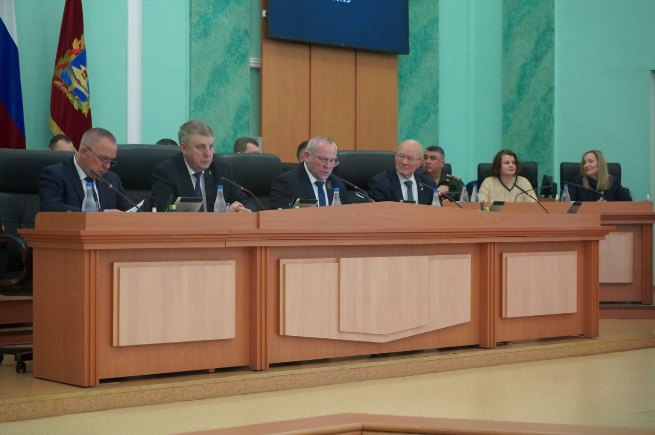 На заседании Брянской областной Думы принято решение об увеличении с 600 тыс