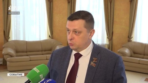 Миллион за контракт и 300 тысяч многодетным