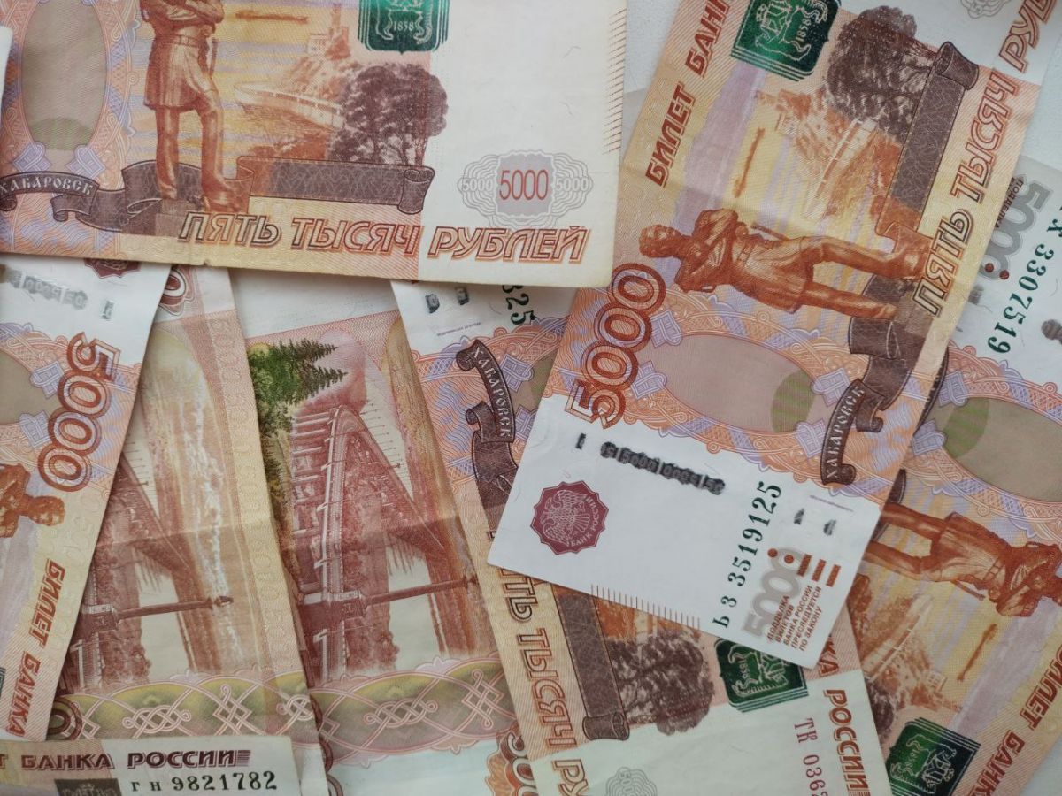 Арбитражный суд Брянска обязал вернуть строителям 3 млн за Дворец спорта