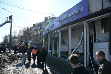 Добровольцы ВСКС разобрали завалы в поврежденных домах Брянска