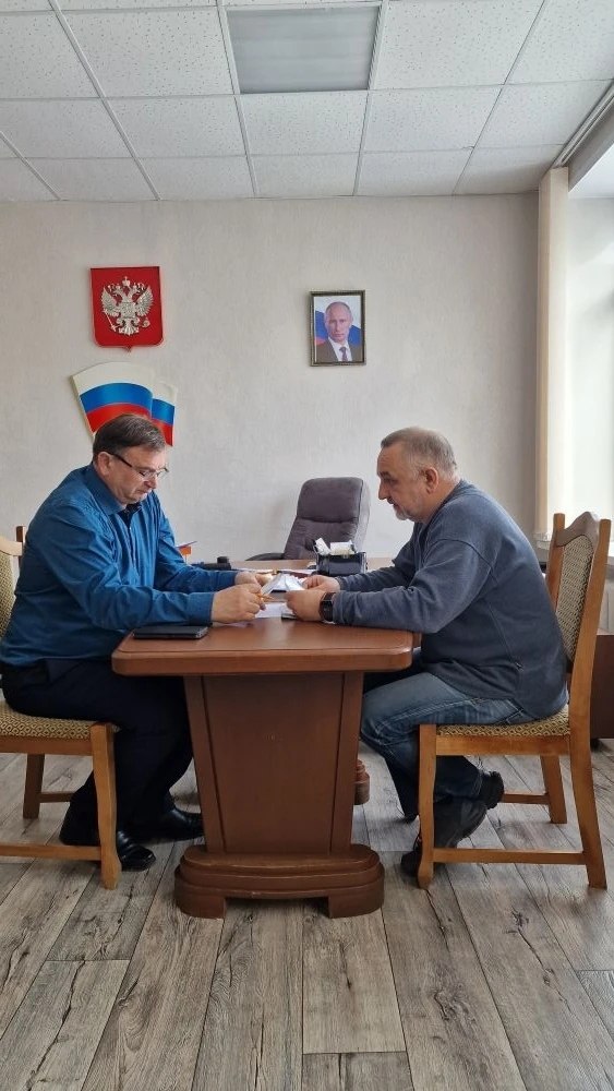 Состоялась рабочая встреча директора центра занятости населения Стародубского района» Зык А.В. с директором Брянского аграрного техникума имени Героя России А.С. Зайцева В.В. Потаповым