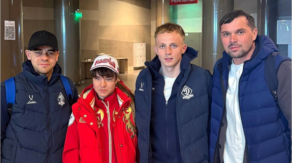 Брянские динамовцы оказались на одном авалайнере с паралимпийской чемпионкой