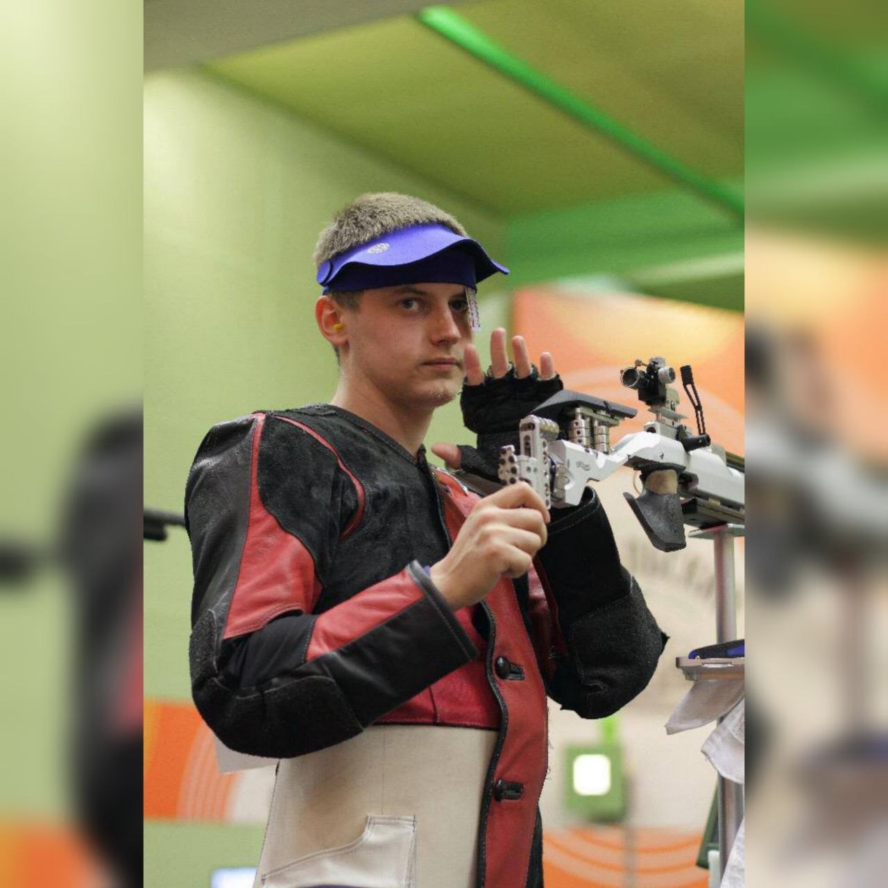 Брянец Владислав Фетисов вышел в лидеры соревнований по стрельбе