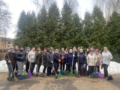 Павел Валяев: Сегодня вместе с коллегами принял участие в общеобластном субботнике!