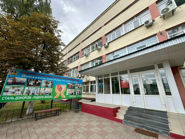 Военным врачам в зоне СВО доставили партию брянской сухой плазмы