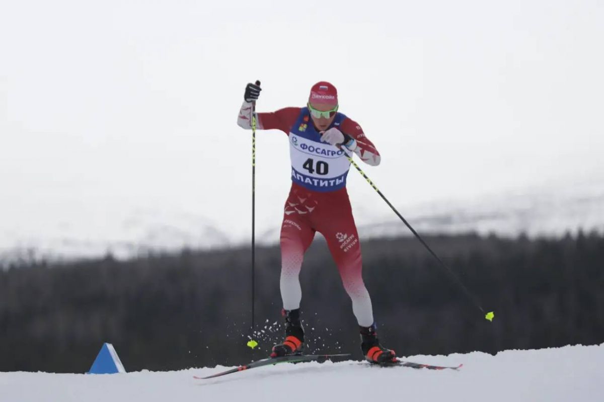 Брянский лыжник Большунов выиграл вторую гонку финала Кубка России