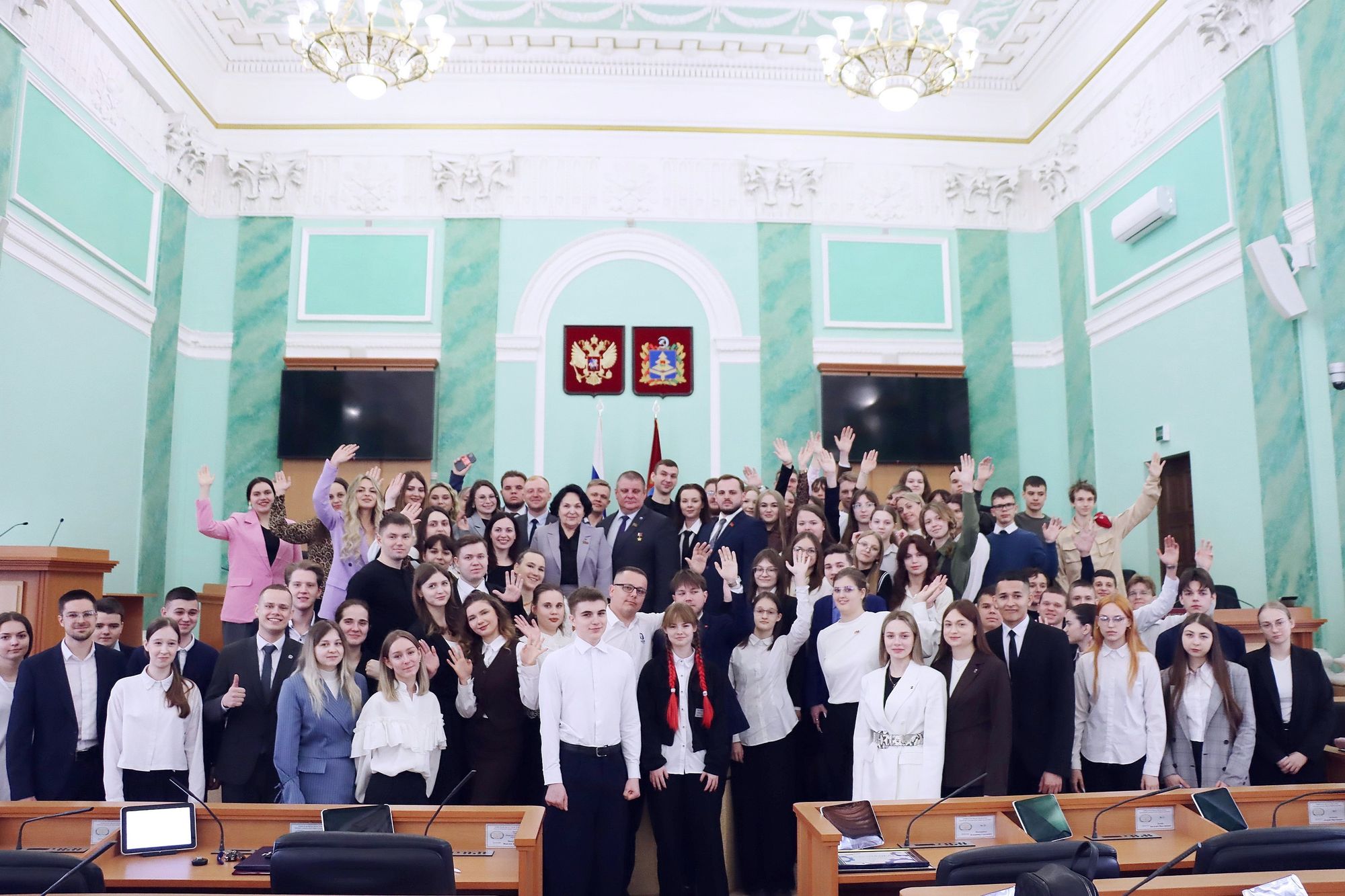 Патриотизм и гражданская позиция – на повестке Молодежного парламента Брянской области