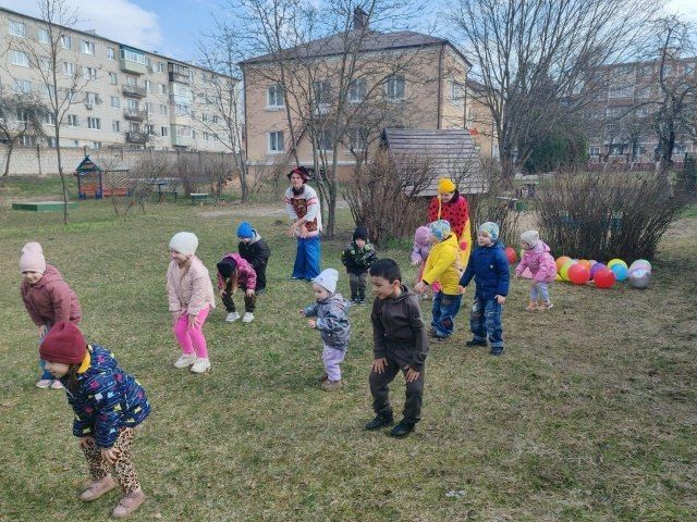 1 апреля в МБДОУ-детский сад №12 «Дюймовочка» прошёл замечательный праздник - День смеха! Это день, когда все шутят, смеются и веселятся