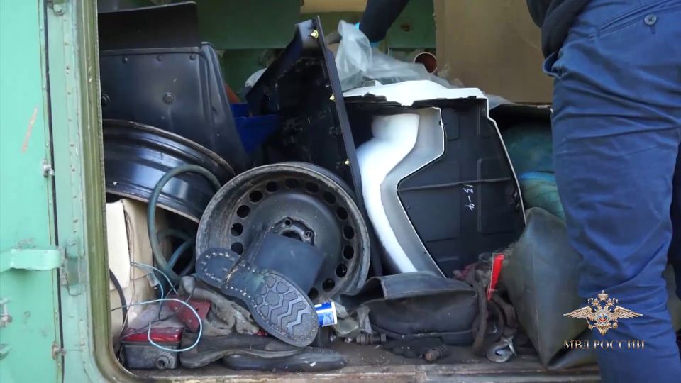 ����� ����: � ���� ������ �� �������� ������� ��������� ������������� ������� �����������, ������������ � �������