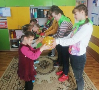 ВМЕСТЕ ВЕСЕЛЕЕ!. 30 марта в ГБСУ БО "Дубровский детский дом социального обслуживания "Планета детства" — День Добрых Дел