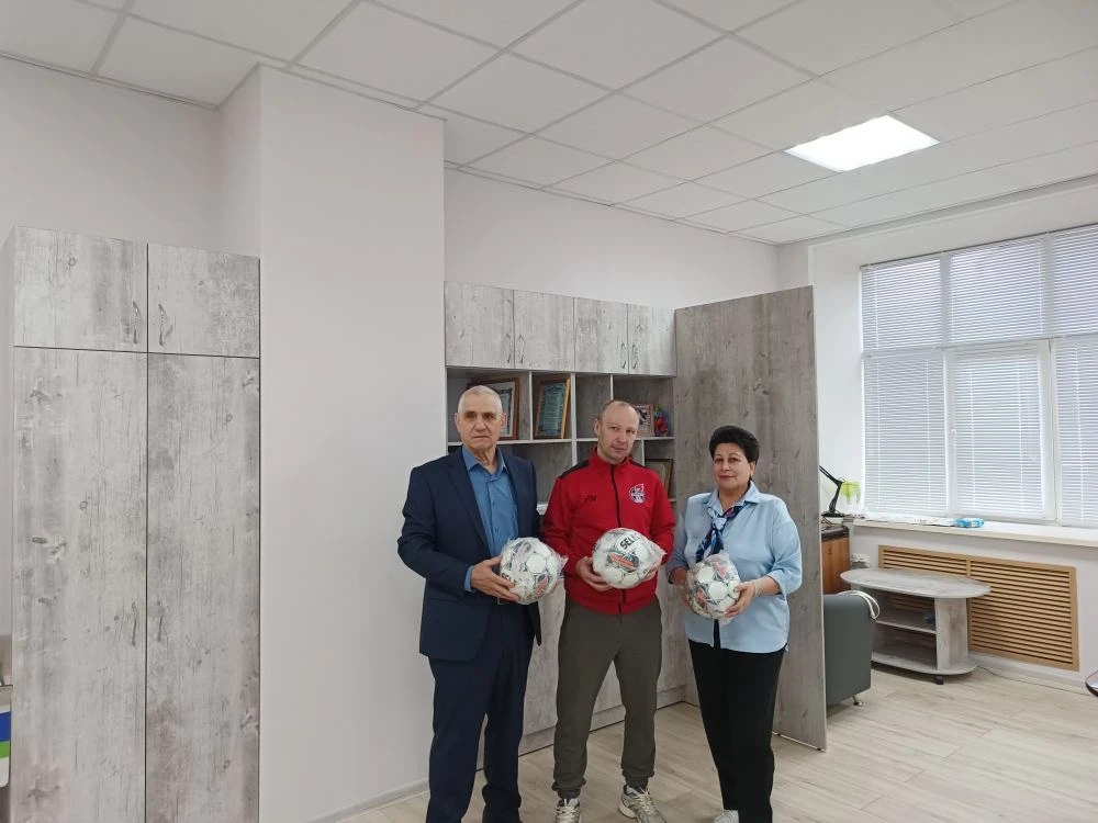 Сегодня встретились с тренером районной футбольной команды "Факел" Филимоненко Андреем Васильевичем