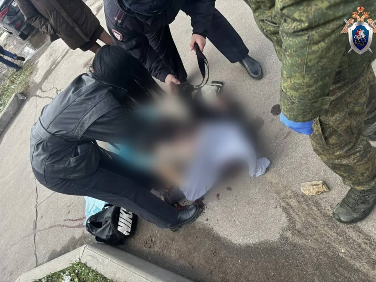 Брянца из ревности застрели во дворе многоэтажки в Смоленской области