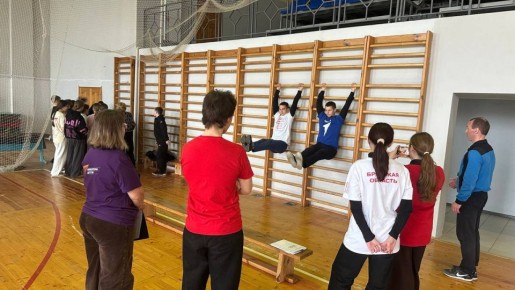 Транспортные полицейские Унечи провели «Космическое ГТО» в рамках операции «Чистое поколение - 2026»