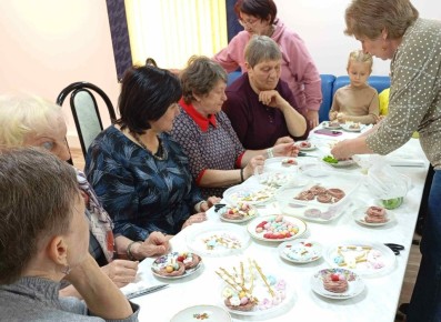 Участники клуба Активное долголетие приняли участие в мастер-классе по изготовлению пасхального декора