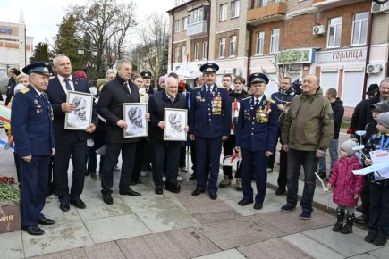 �������� �������� 65-����� ������ ��������