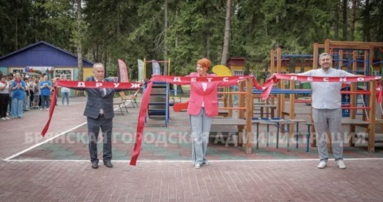 Брянским школьникам откроют 8 загородных лагерей, 4 санаторных, палаточный городок в «Искорке» и дадут путёвки в «Артек»