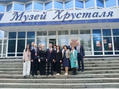 Совместное выездное заседание комитетов по вопросам социальной политики и здравоохранения и по образованию, науке, культуре и СМИ состоялось в Дятьковском районе!