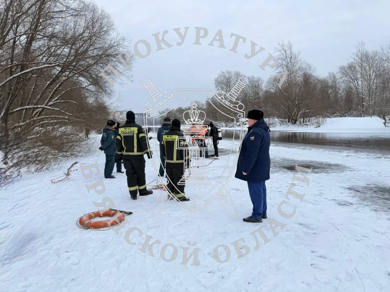 Найдено тело второго ребенка, провалившегося под лед на реке Десна в Брянске, сообщил СК