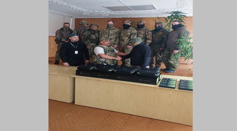 Центр «Воевода» отправил брянским бойцам тепловизоры и кронштейны