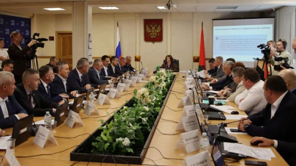 Марина Дбар провела в Брянске двадцатое заседание городского Совета