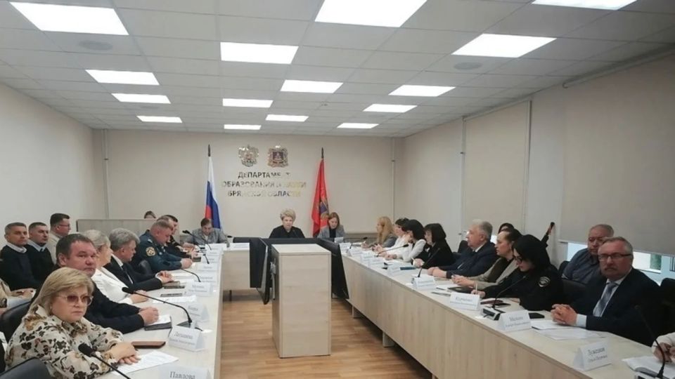 В Брянской области обсудили подготовку к летней оздоровительной кампании 2026 года