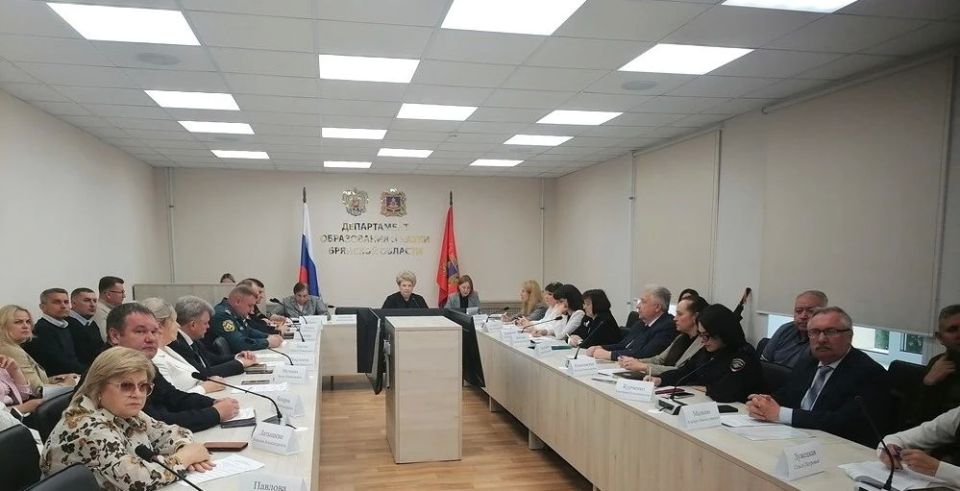 Состоялось совместное заседание межведомственной комиссии по вопросам организации отдыха и оздоровления детей в Брянской области