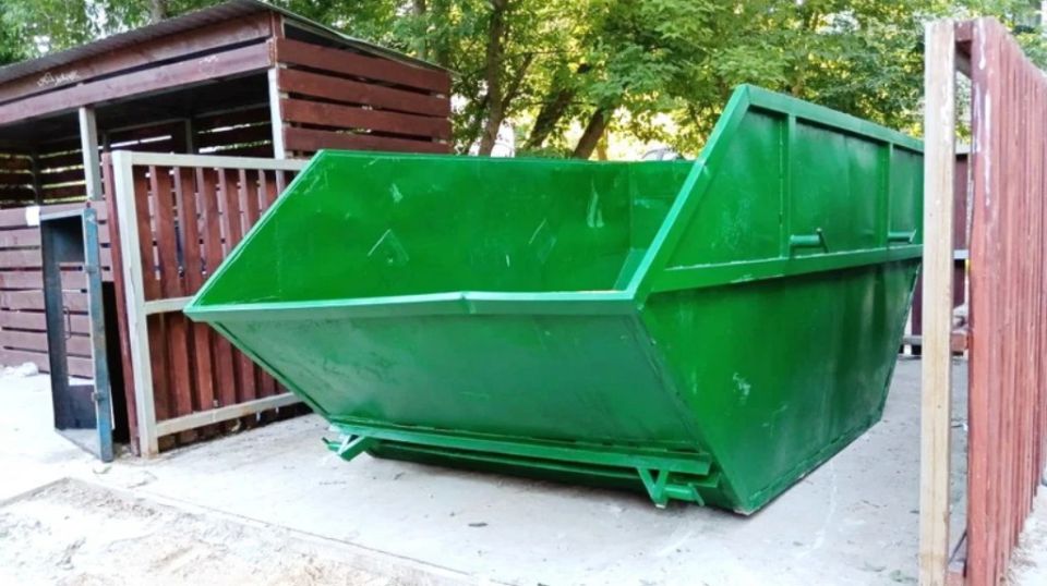 С начала года в Брянской области установили 254 новых контейнера для сбора отходов