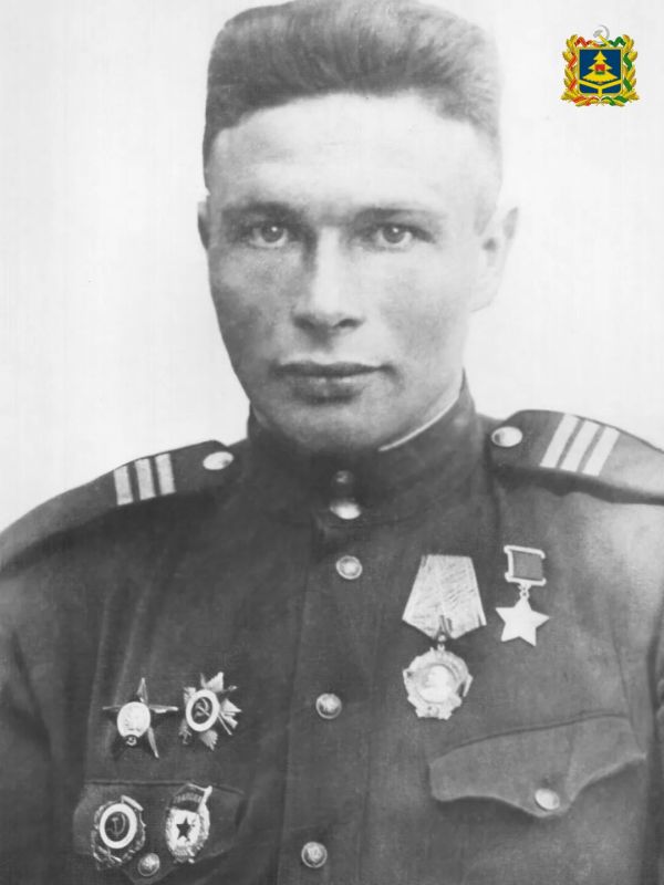 15 июня исполняется 105 лет со дня рождения нашего земляка, гвардии сержанта, Героя Советского Союза Петра Владимировича Кучерова