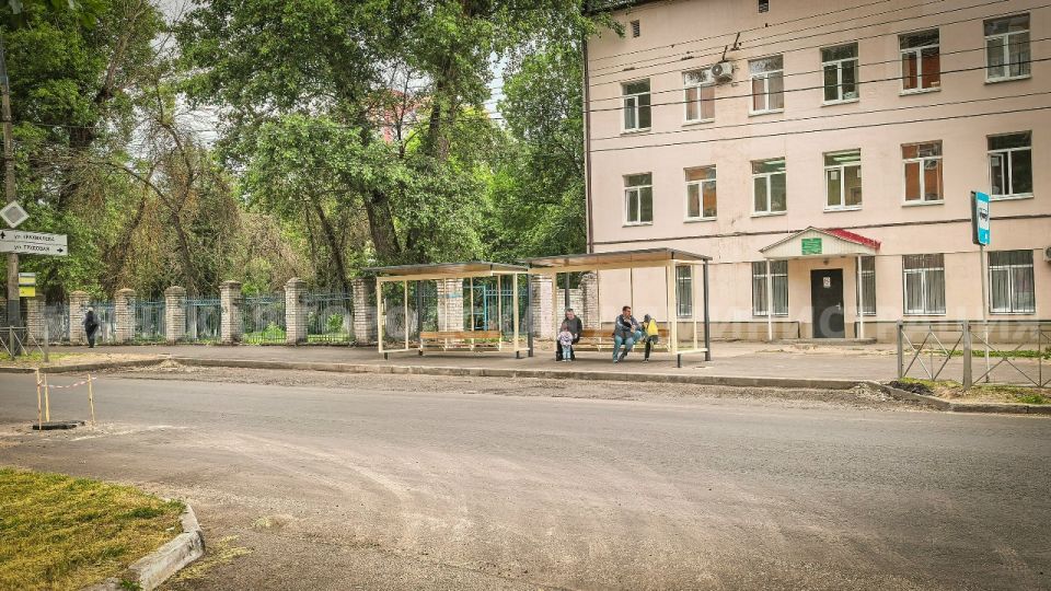 На улице Советской в Брянске в ходе ремонта установили новые остановки