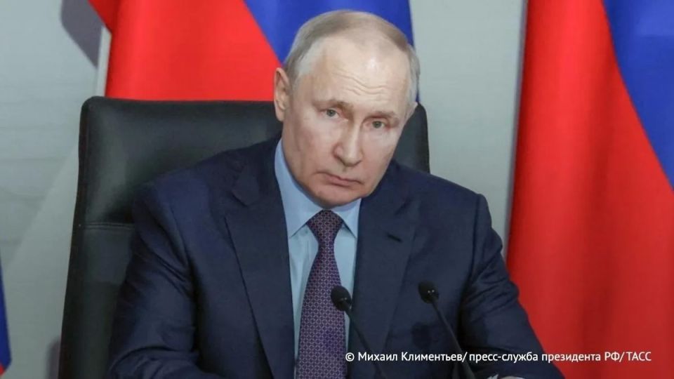 Путин поручил Мурашко принять меры для оказания помощи пострадавшим от теракта в Брянской области, где ВСУ ударили по автобусу с детьми, сообщил Песков