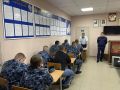В городе Новозыбкове руководитель и старший следователь межрайонного следственного отдела провели правовое занятие с сотрудниками следственного изолятора