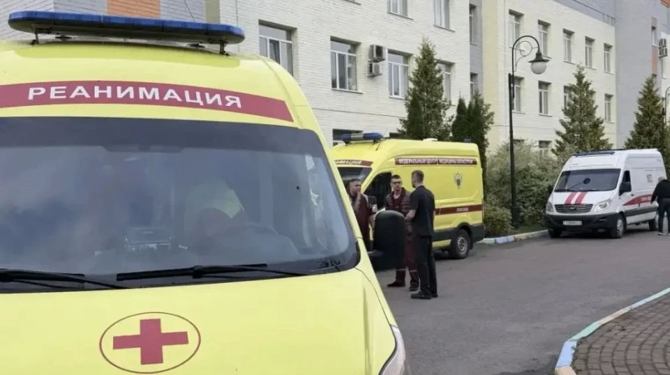 Егор Ковальчук поблагодарил брянских врачей, которые оказывали помощь пострадавшим после атаки ВСУ на автобус с белорусской детской футбольной командой