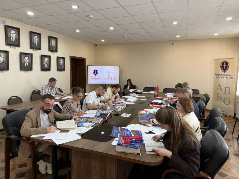 На Брянщине 12 кандидатов успешно прошли экзамен на адвоката