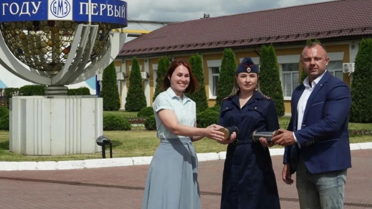 Брянские следователи передадут в Беларусь капсулы памяти с землей из концлагеря